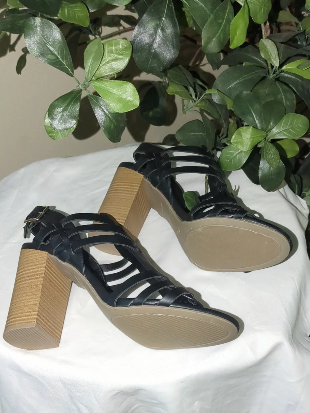 Report Black Strappy Heeled Sandals EUC